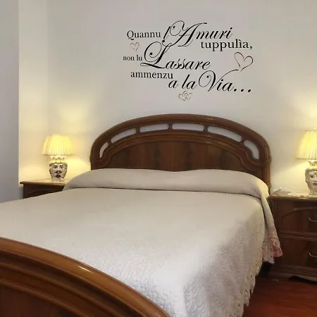 Messina Sicily - In The Ancient Village Apartment