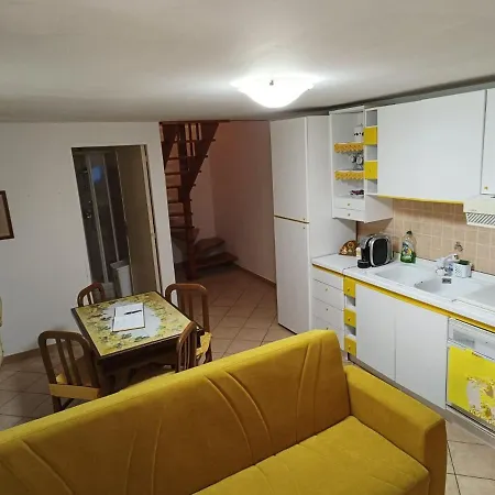 Apartment Messina Sicily - In The Ancient Village